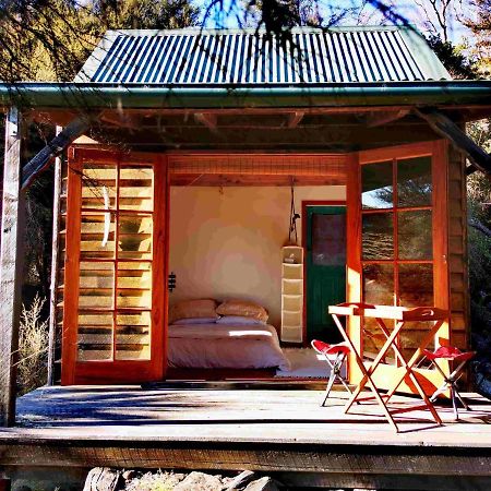 כרייסטצ'רץ' Manaaki Mai, Rustic Retreat Bush Cabin מראה חיצוני תמונה