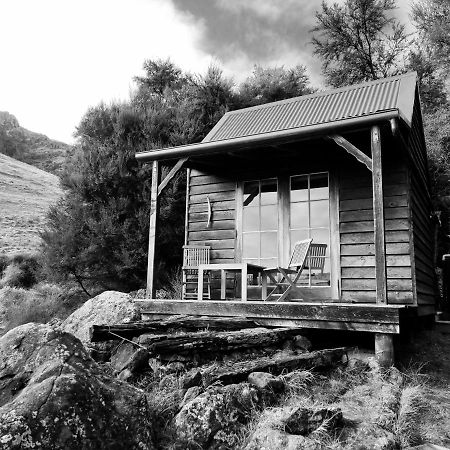 כרייסטצ'רץ' Manaaki Mai, Rustic Retreat Bush Cabin מראה חיצוני תמונה
