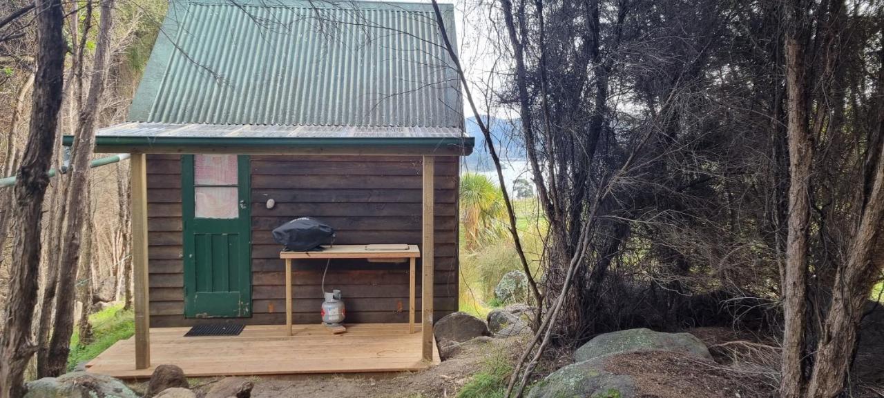 כרייסטצ'רץ' Manaaki Mai, Rustic Retreat Bush Cabin מראה חיצוני תמונה
