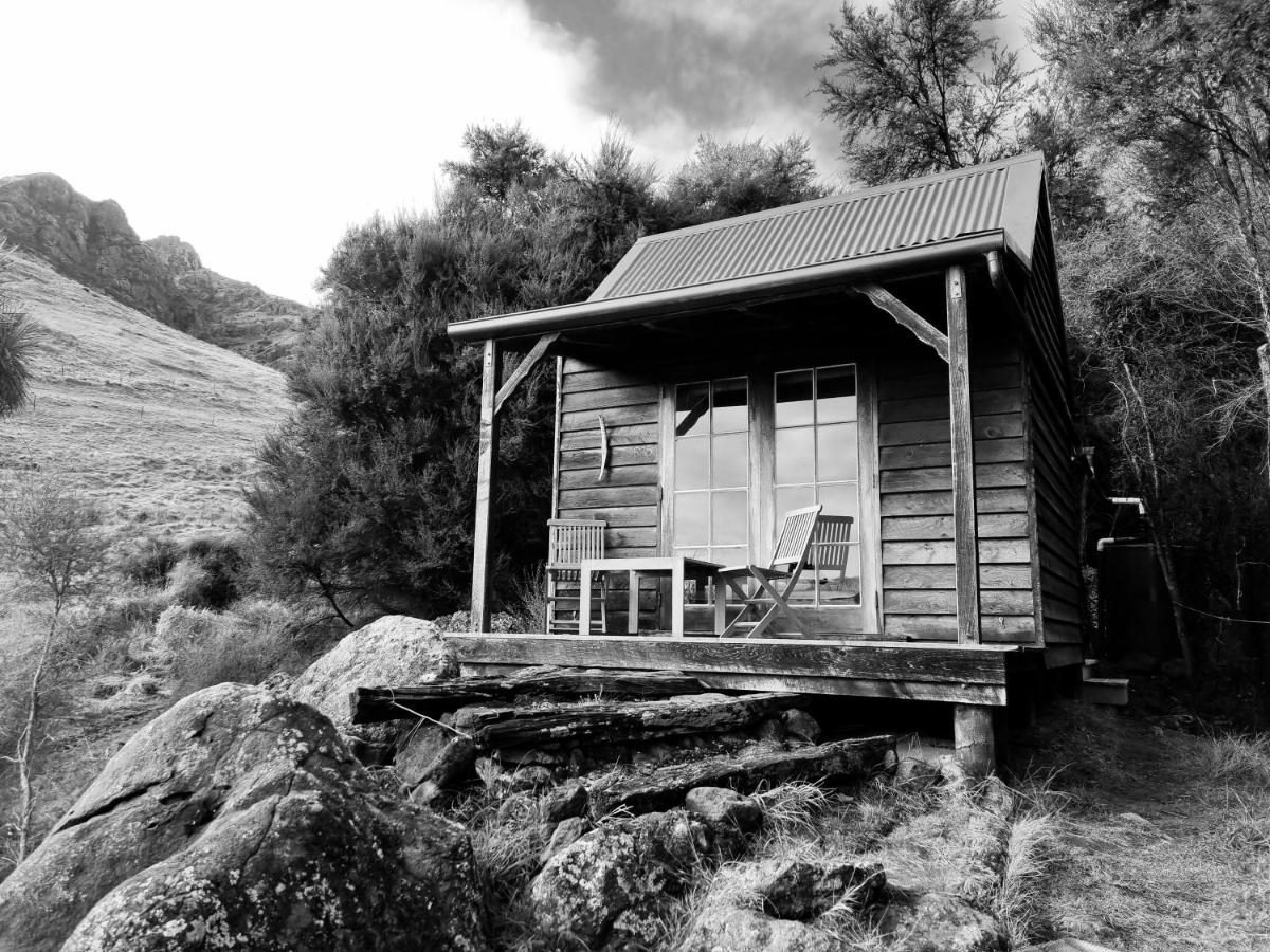 כרייסטצ'רץ' Manaaki Mai, Rustic Retreat Bush Cabin מראה חיצוני תמונה